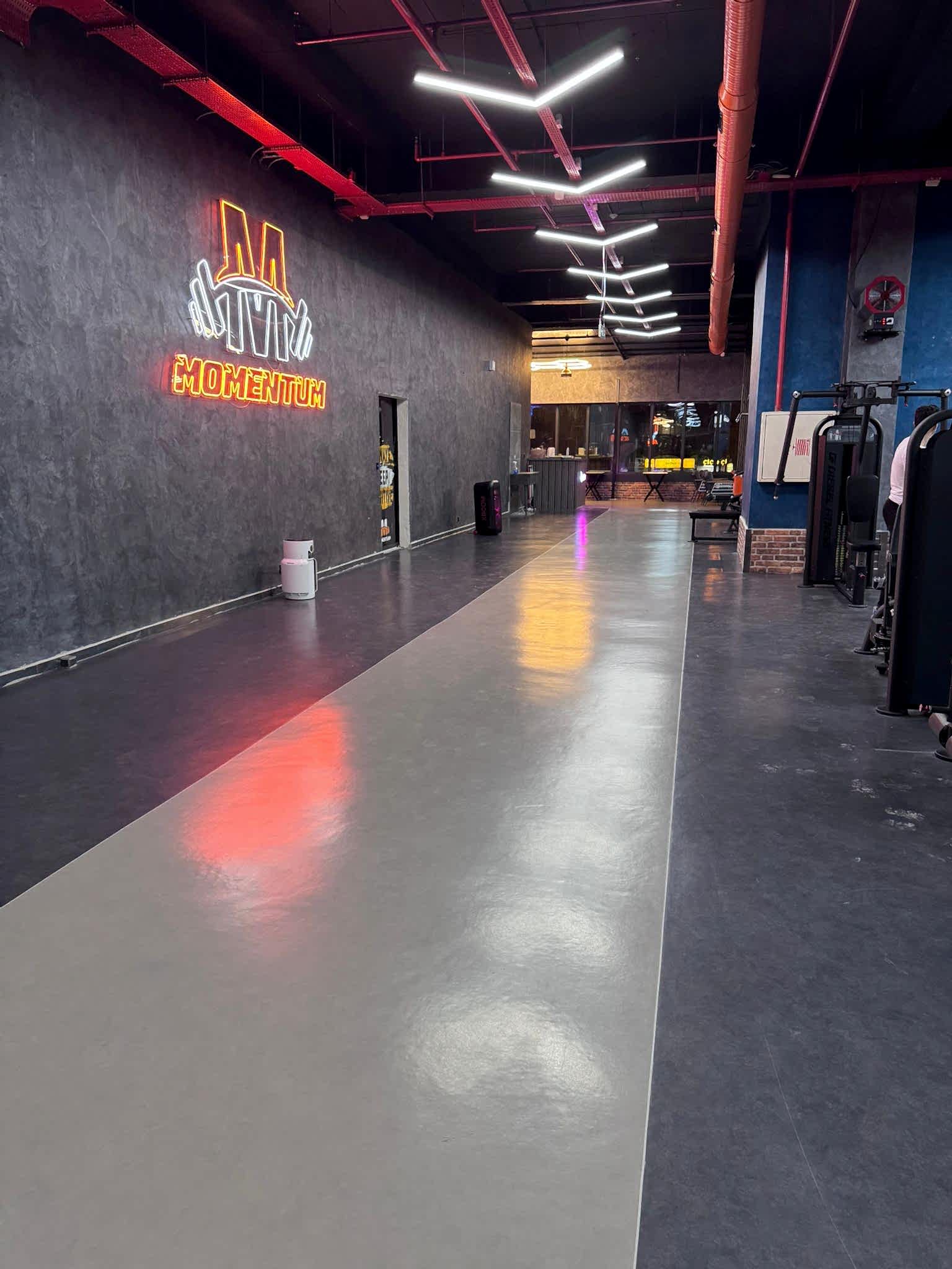 Momentum Fitness - Salon Genel Görünüm